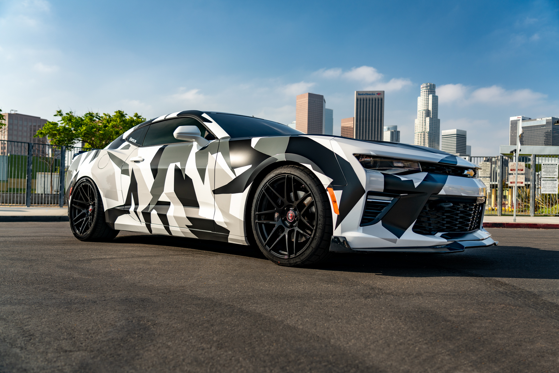 Curva Concepts C300 Aftermarket Wheels on a Camo Wrapped Chevy Camaro SS