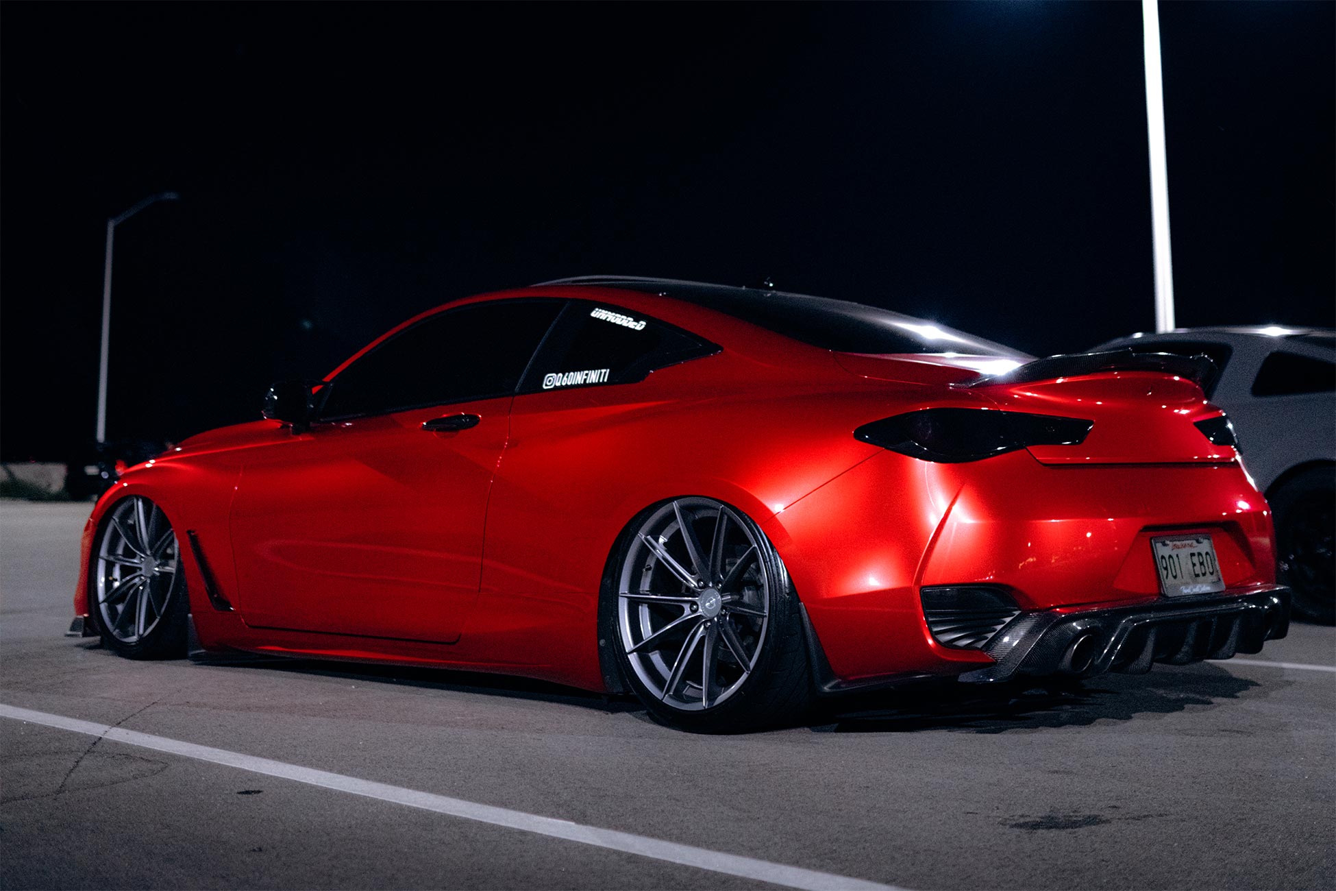Bagged Q60 on staggered 20" C46's