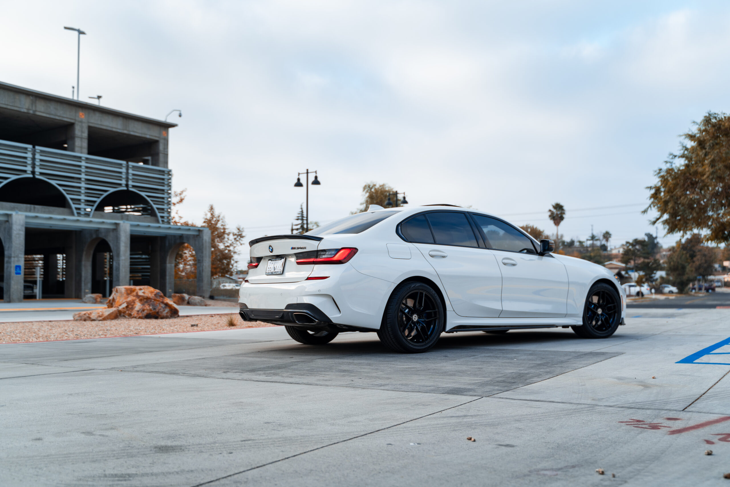 BMW M340I 18 inch staggered CFF25