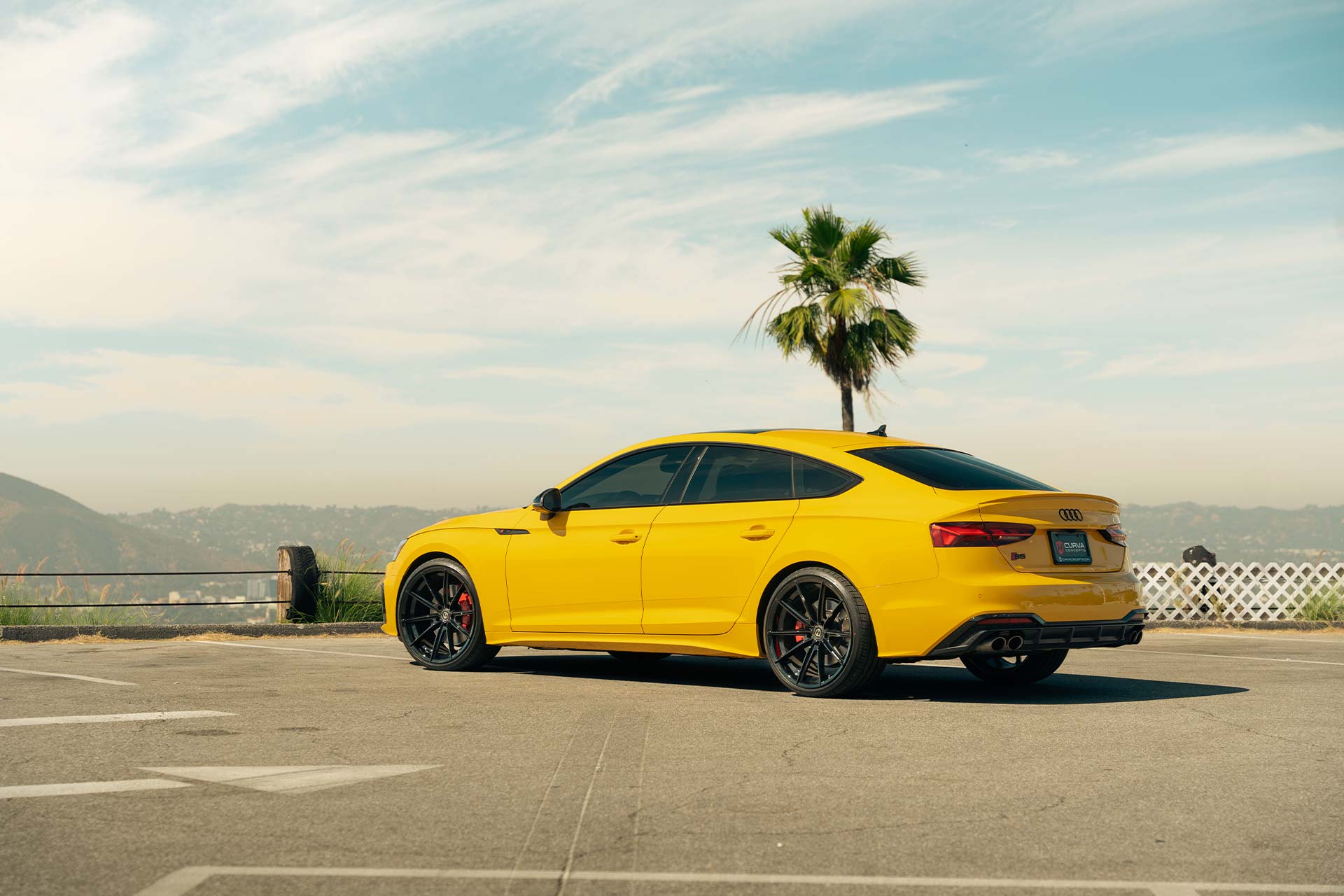 yellow audi s5 b9 with gloss black cff46 flow forged wheels